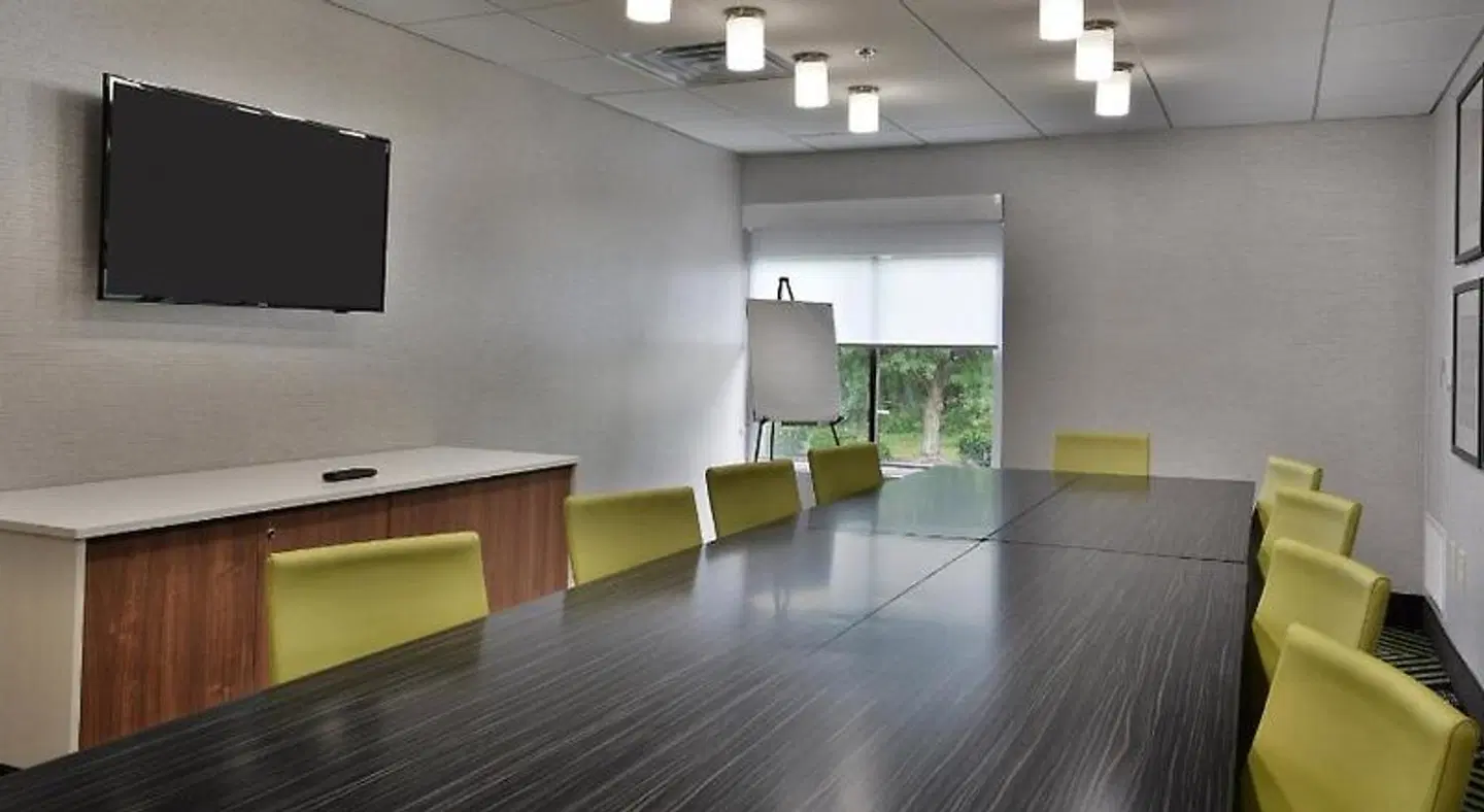 Holiday Inn Express Raleigh-Durham Airport by IHG ROOM_EXAMPLE