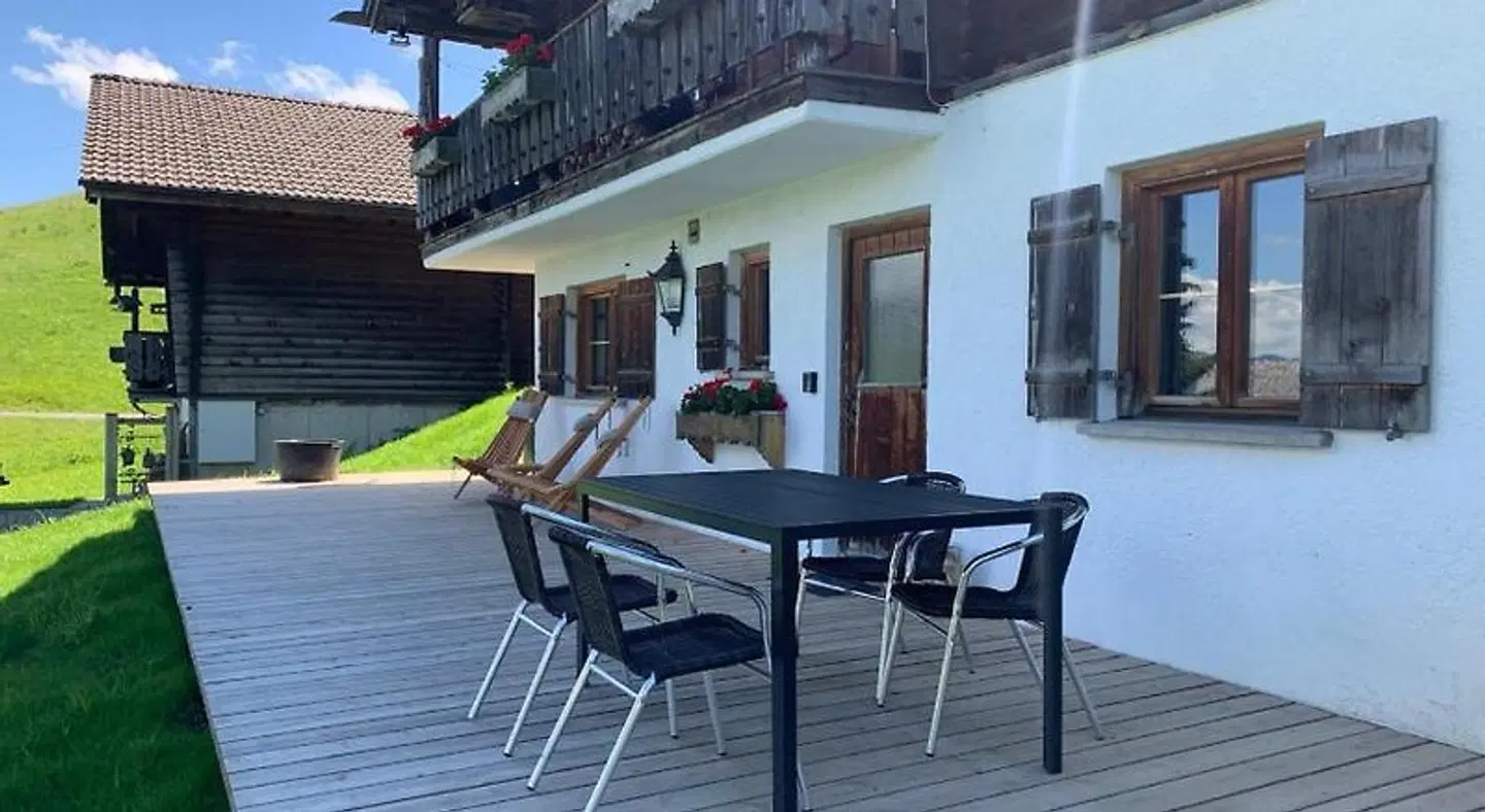Ferienwohnung im Blockhaus Metzler Terrasse