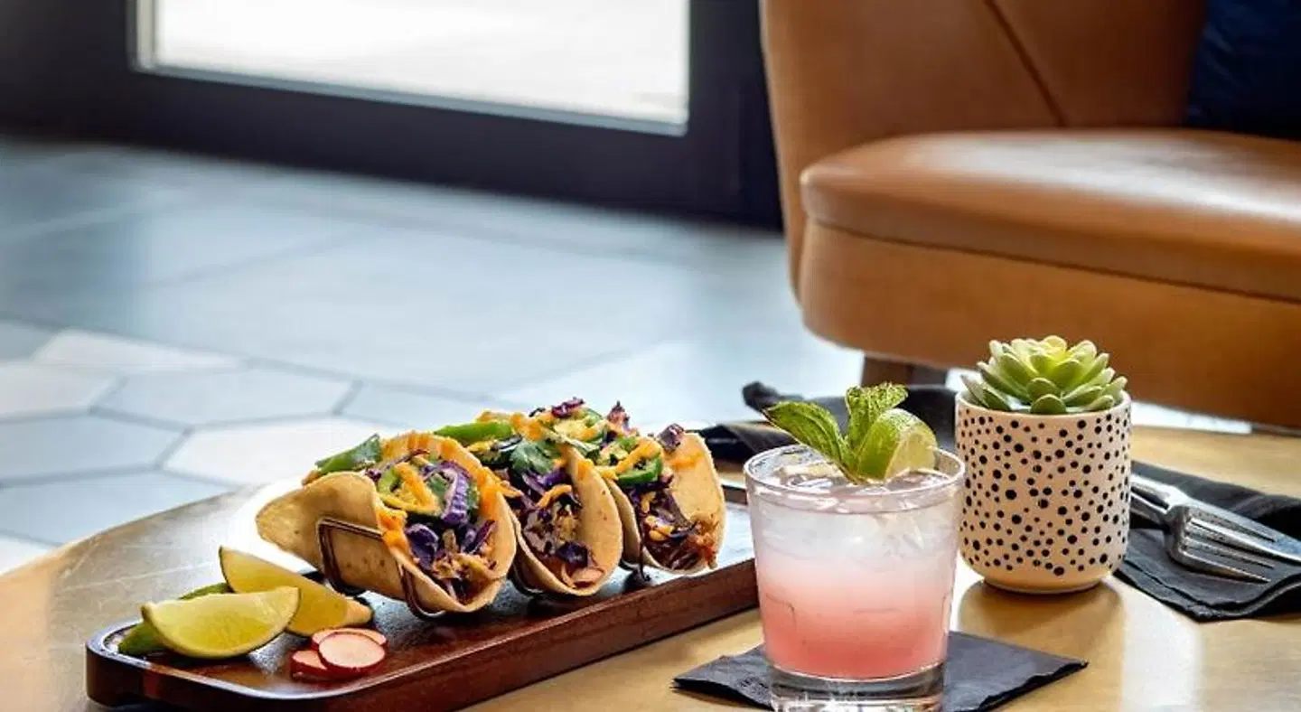 Hyatt Place Indianapolis / Downtown Restaurant