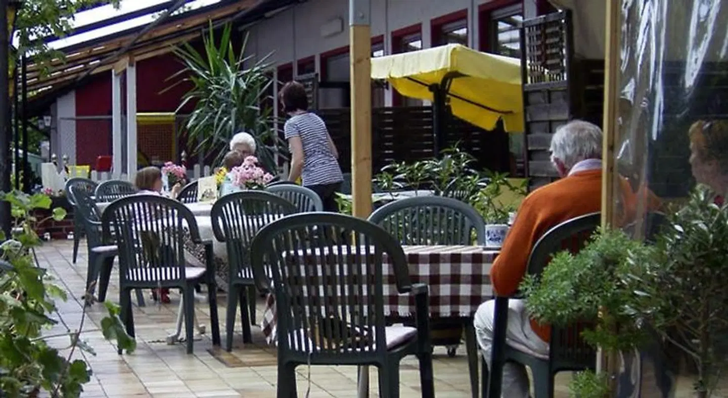 Hotel Sonnenhof Terrasse