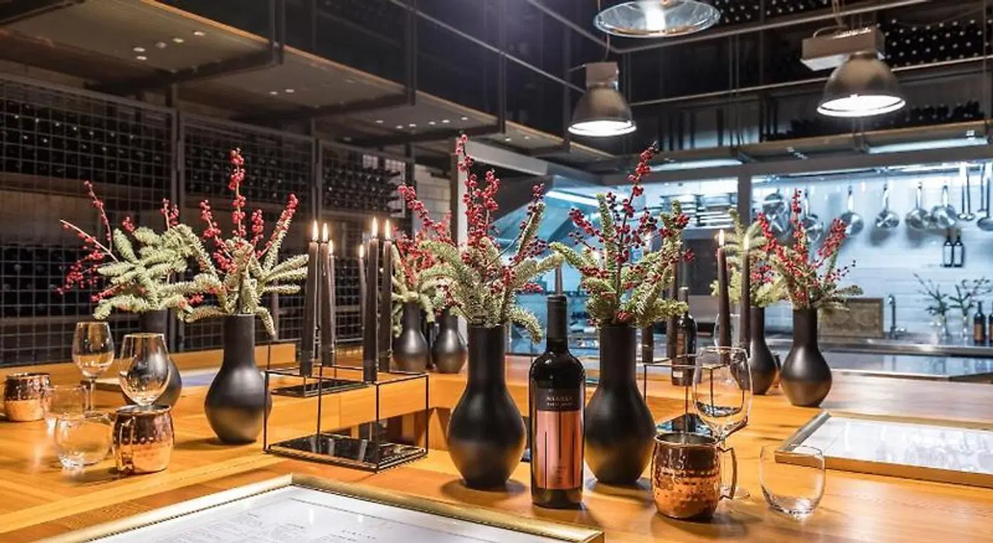 MM House - Adults Only Restaurant