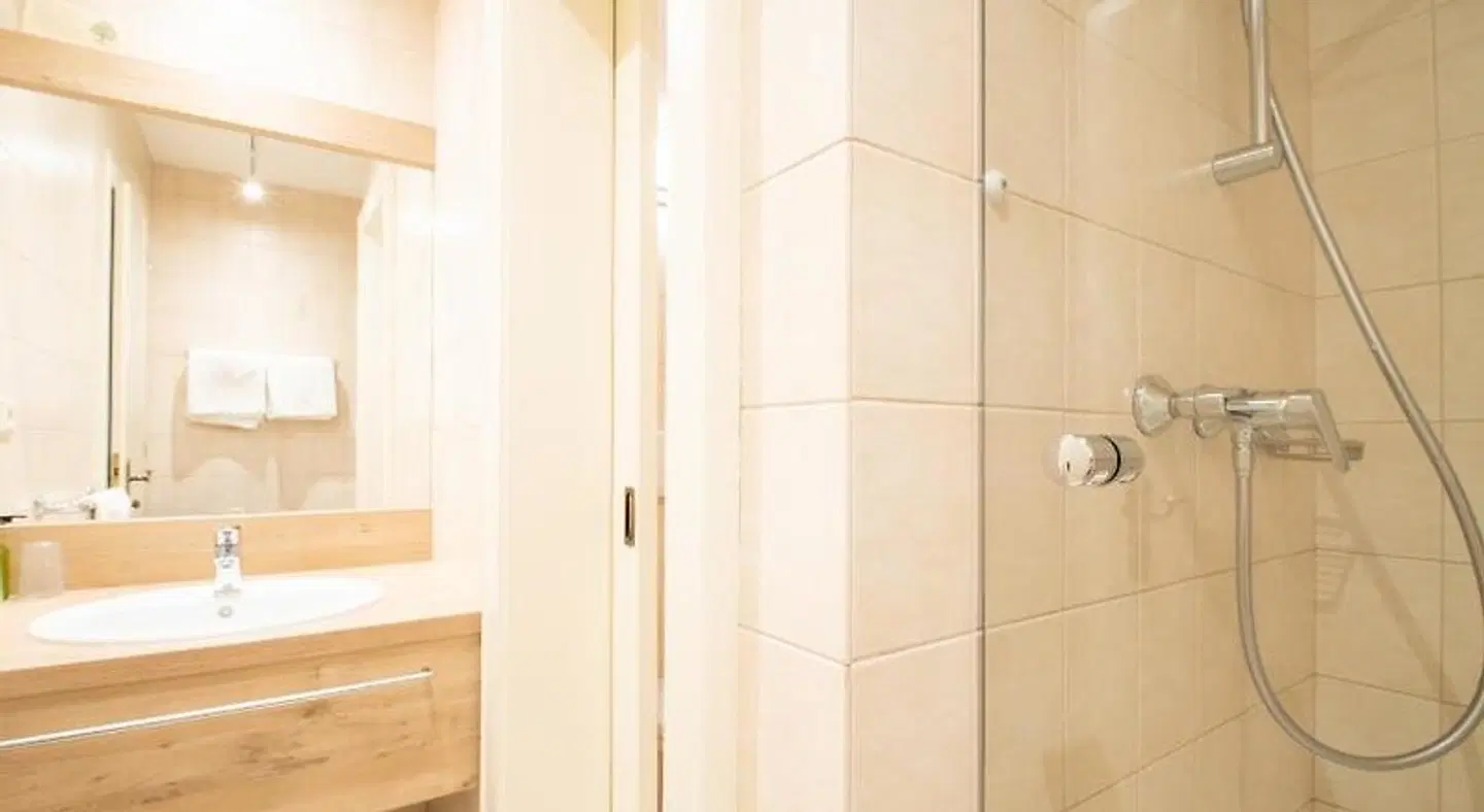 Kaiser Hotel Badezimmer