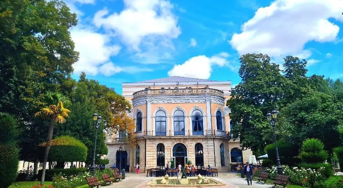 Urban Burgos EXTERIOR