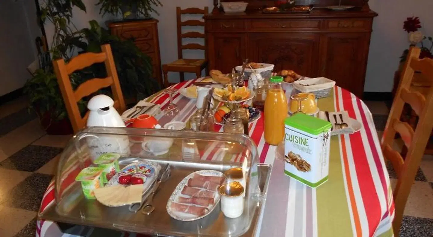 Les Tilleuls B&B Restaurant