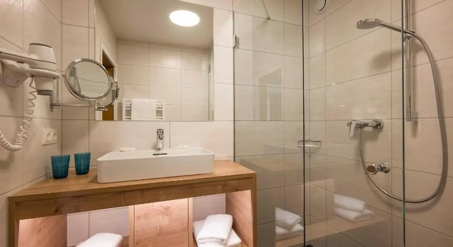 Post Appartements Badezimmer