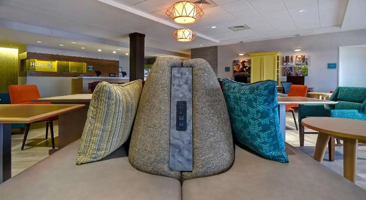 Home2 Suites by Hilton Wichita Downtown Delano LOUNGE_LOBBY