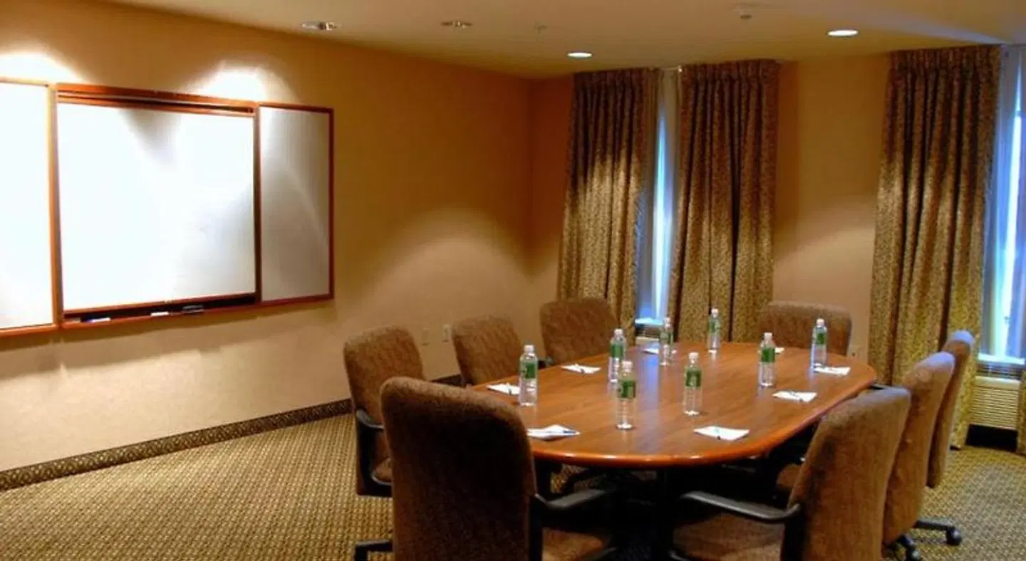 Staybridge Suites Allentown Bethlehem Airport by IHG Konferenz