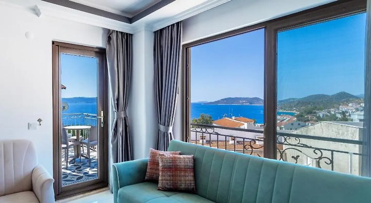 Cedrus Suites ROOM_EXAMPLE