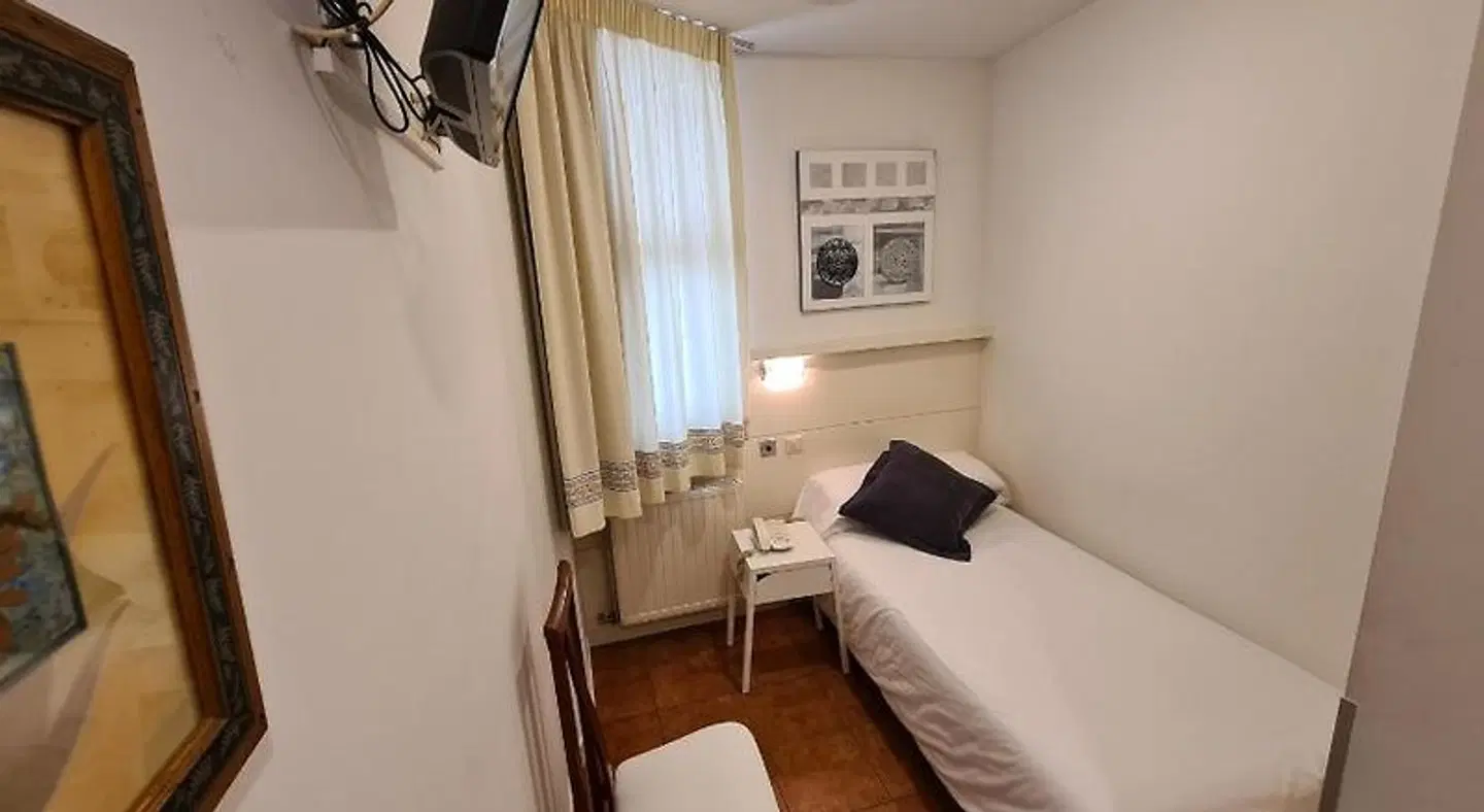 Hotel Jacobeo ROOM_EXAMPLE