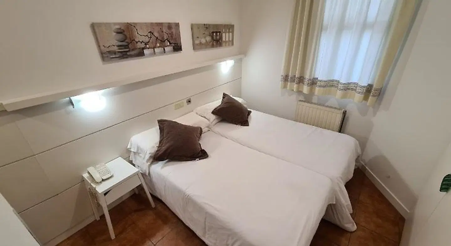 Hotel Jacobeo ROOM_EXAMPLE