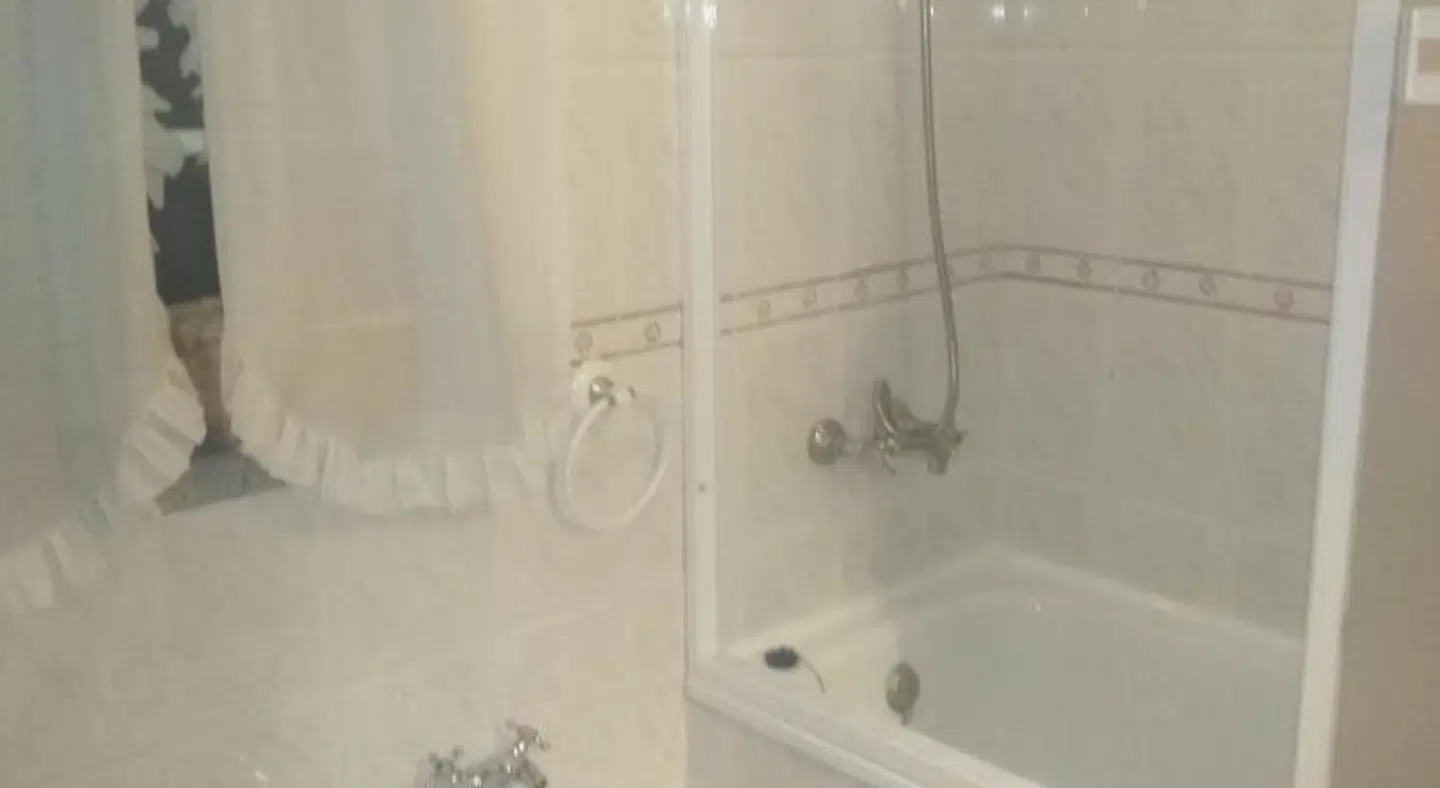 Encosta da Serra Badezimmer