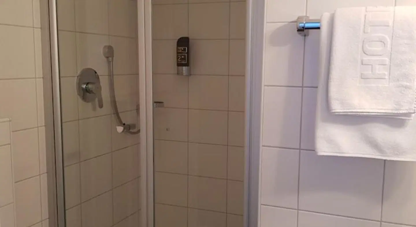 Alte Krone Badezimmer