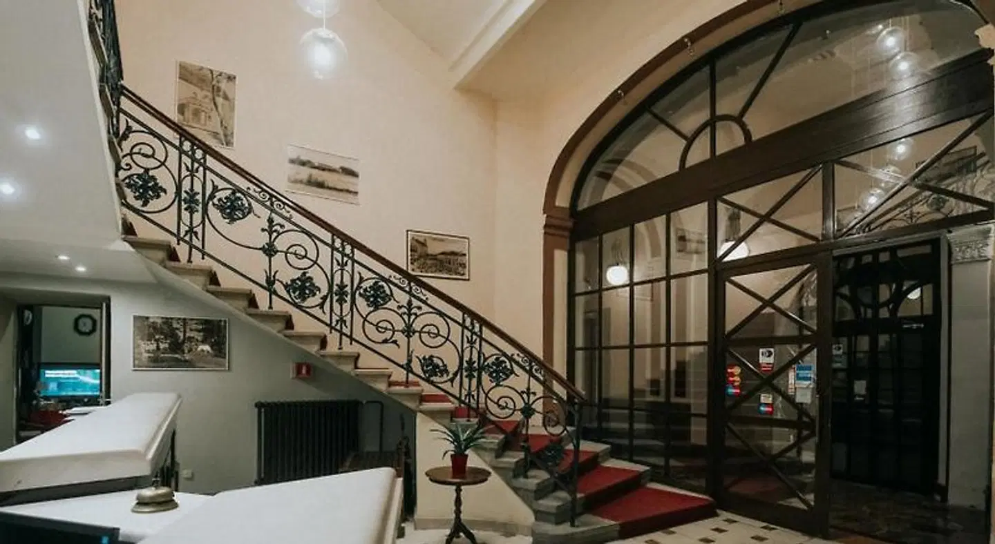 Central LOUNGE_LOBBY