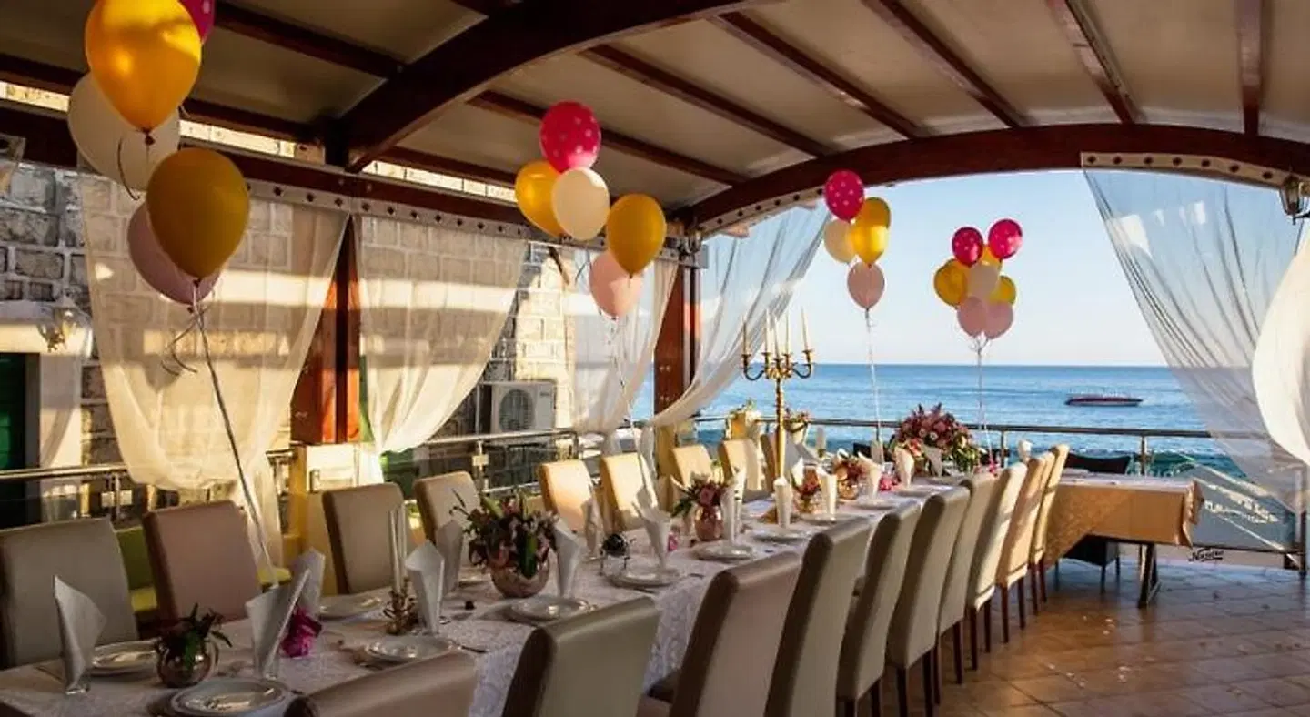 Apartments Stari Grad Restaurant