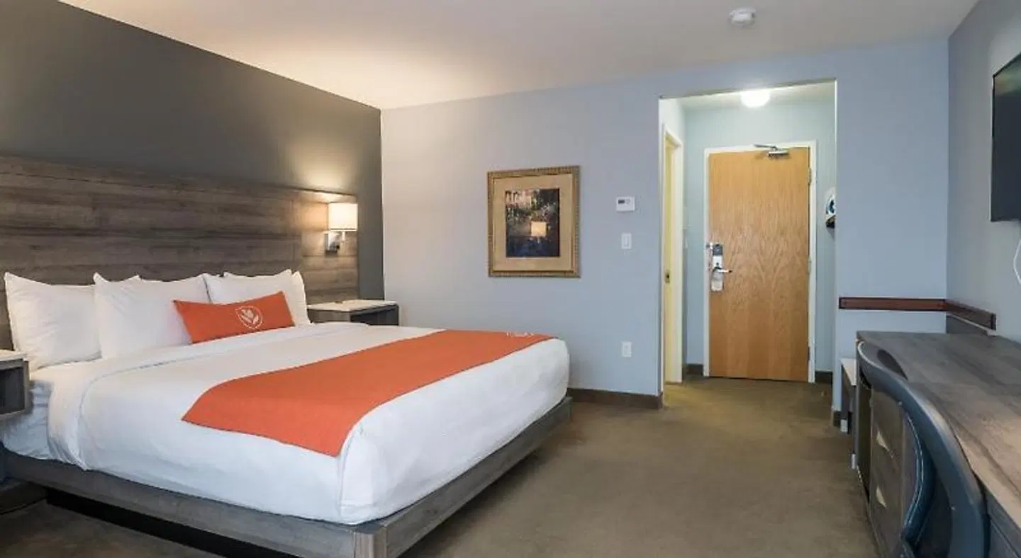 Amsterdam Inn & Suites Moncton ROOM_EXAMPLE