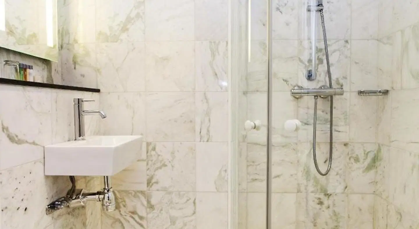 Elite Hotel Knaust Badezimmer