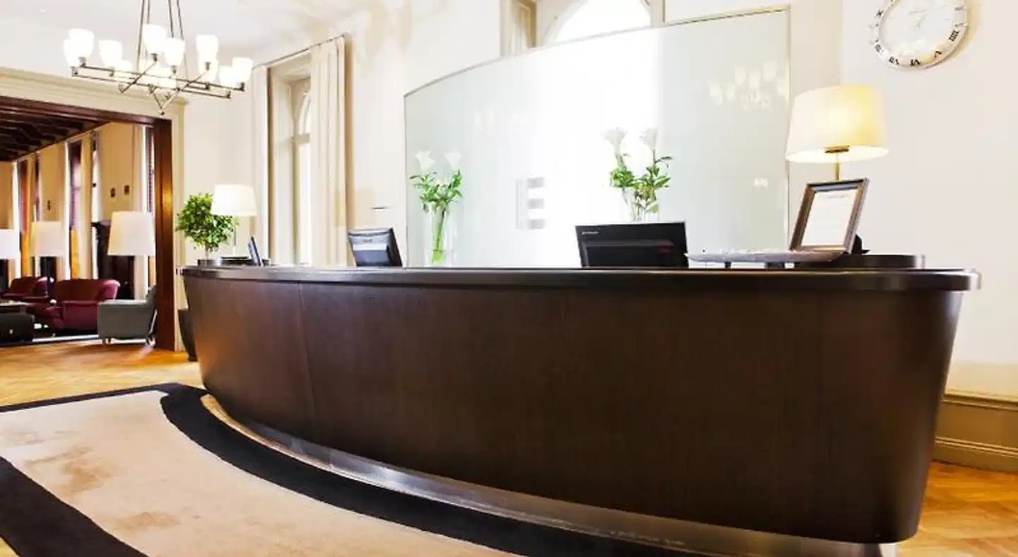 Elite Hotel Knaust Lobby