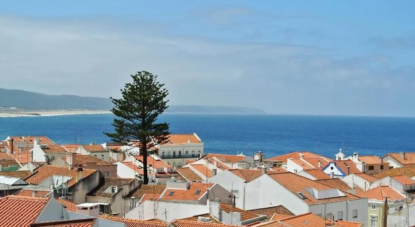 Nazaré Hostel Terrasse