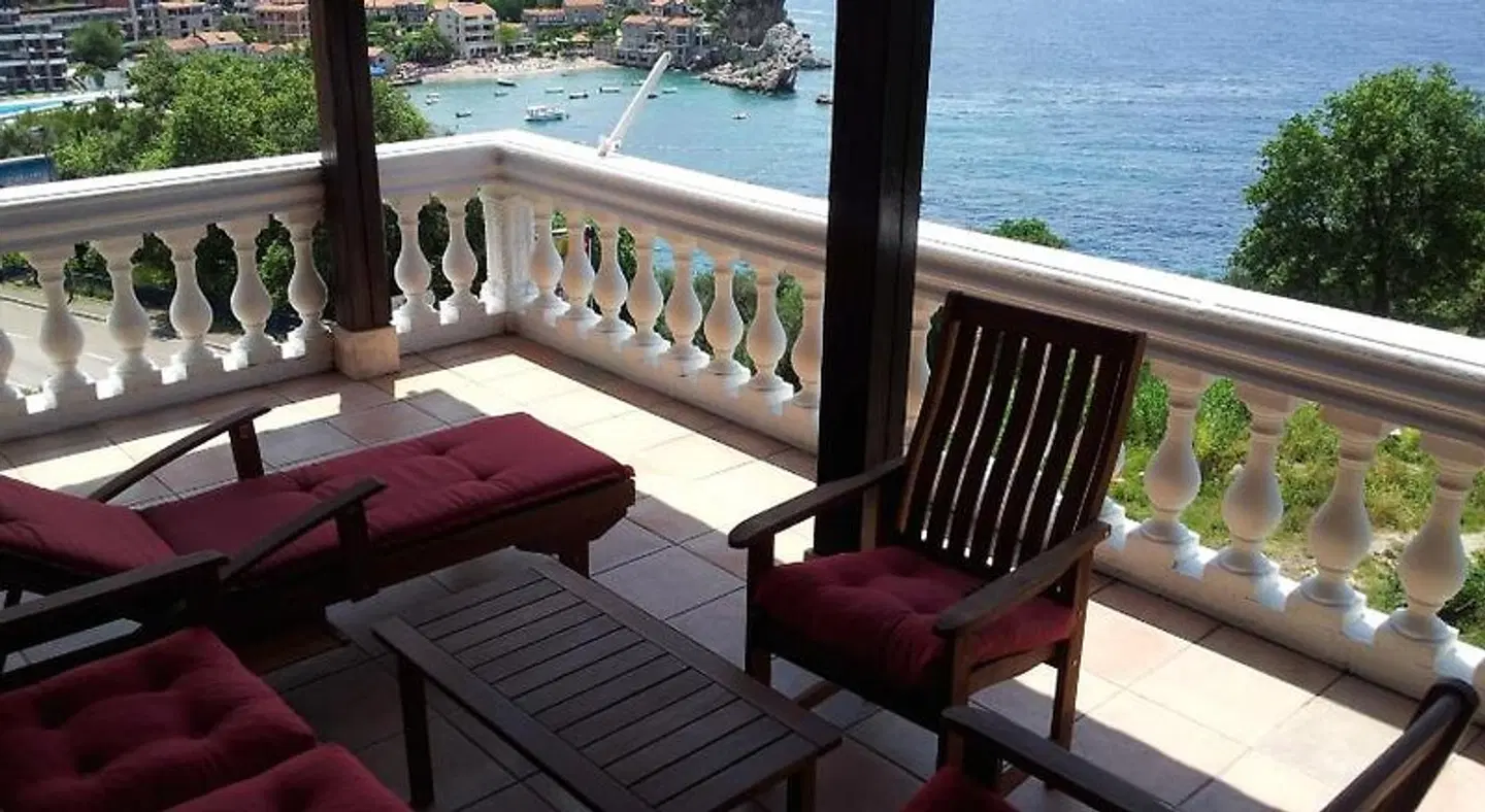 Villa Sara Guesthouse Terrasse
