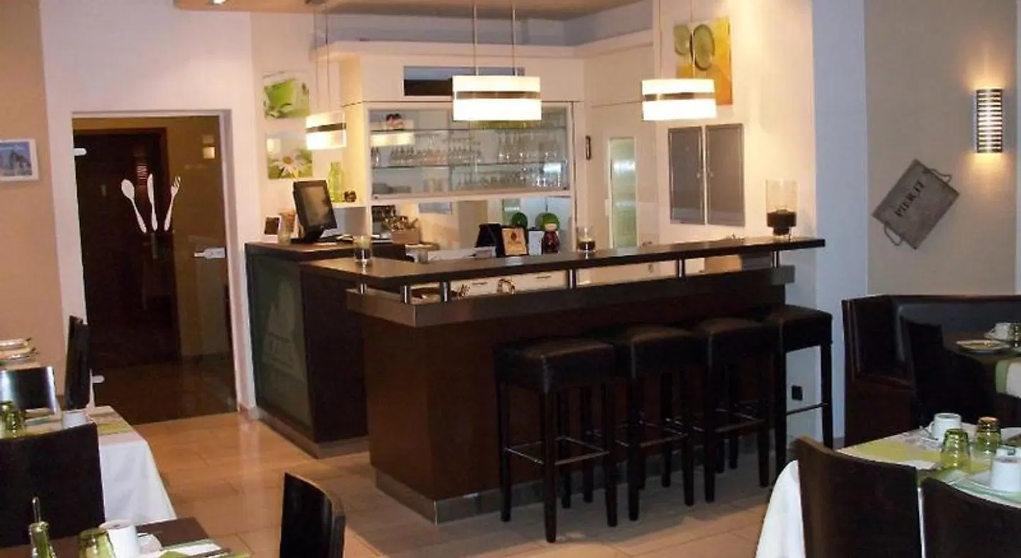 Hotel Mama Mia Garni Bar