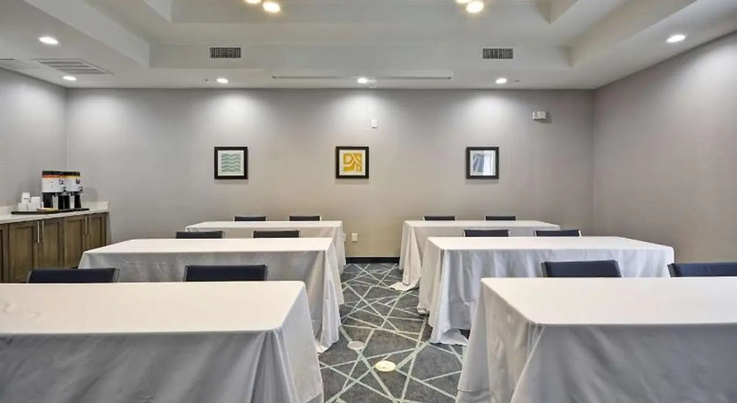 Hampton Inn Kyle HEALTH_BEAUTY