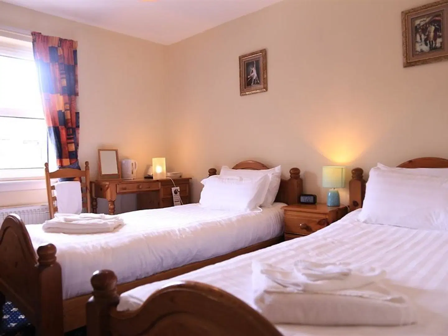 Twin Lions Hotel ROOM_EXAMPLE