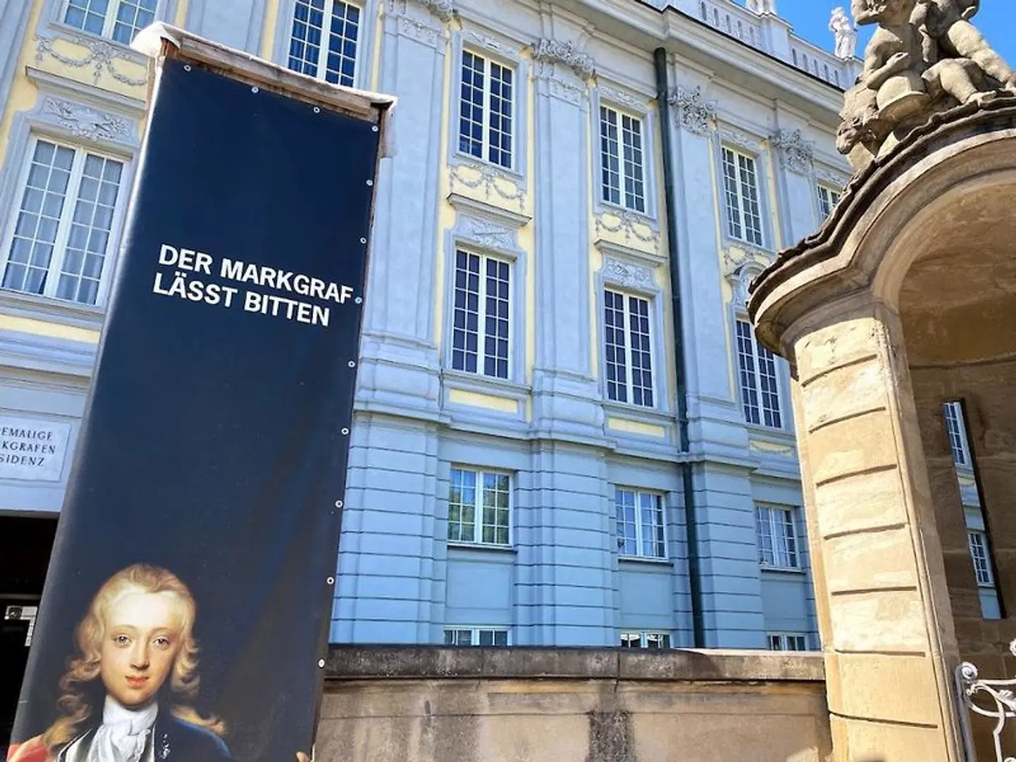 Schwarzer Bock EXTERIOR