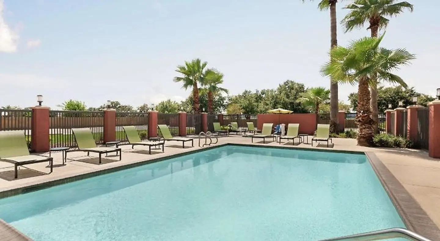 Hampton Inn Houston Hobby Airport OUTDOOR_POOL