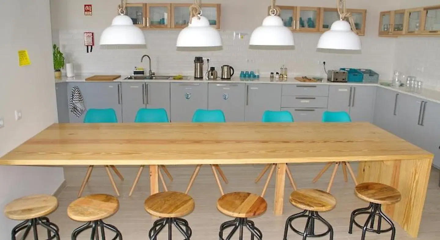 Topcity Hostel & Suites Bar