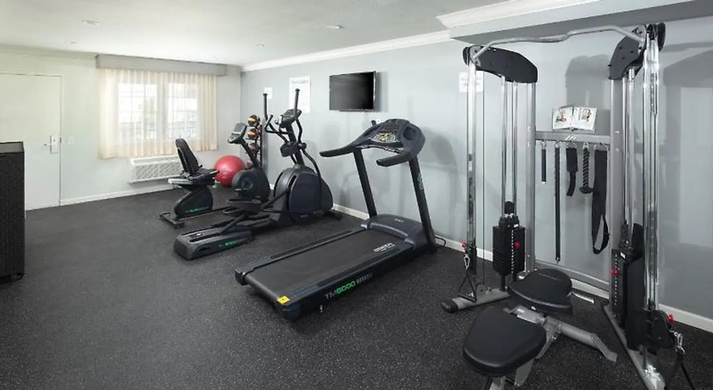 Signature Temecula SPORTS_AND_LEISURE