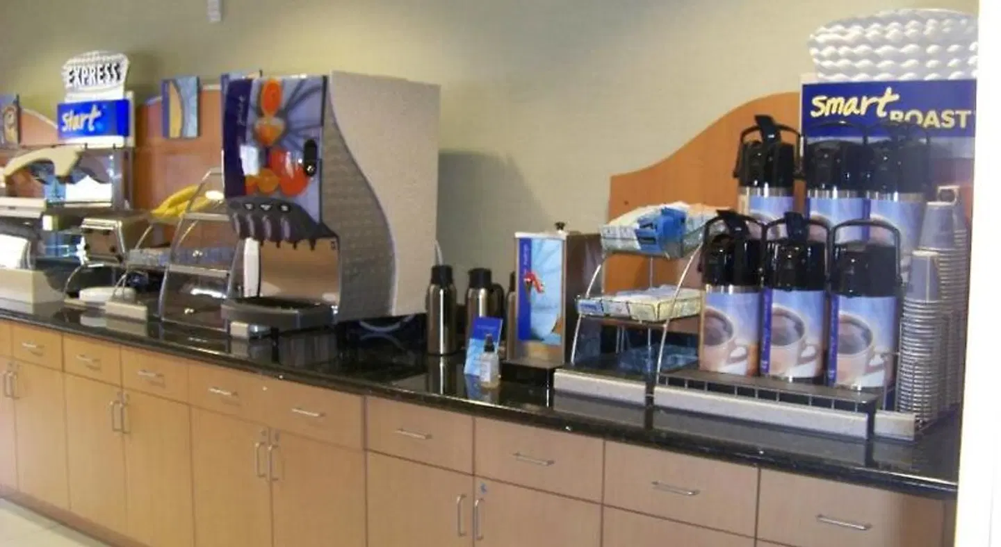 Holiday Inn Express & Suites Rock Springs Green River by IHG LOUNGE_LOBBY