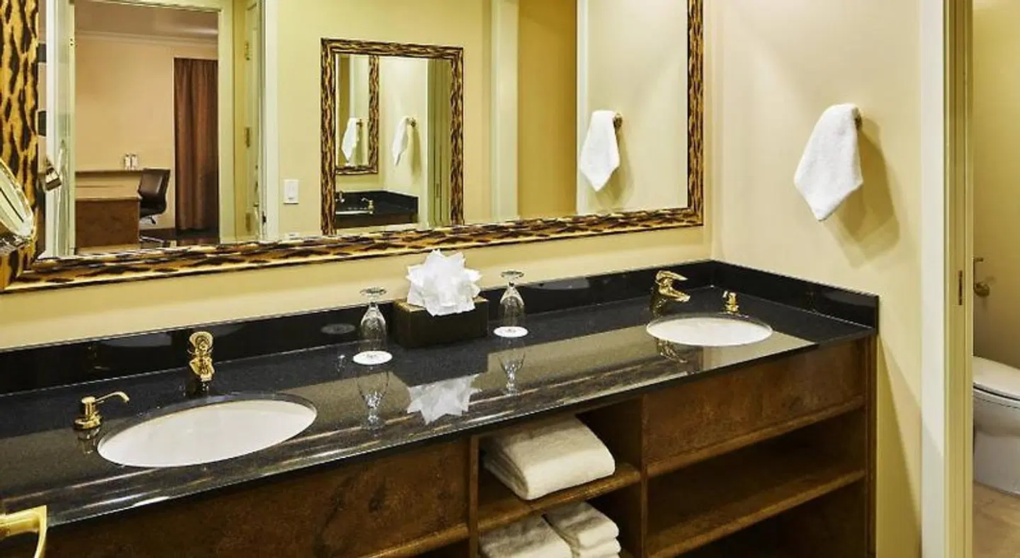The Davenport Tower Autograph Collection Badezimmer
