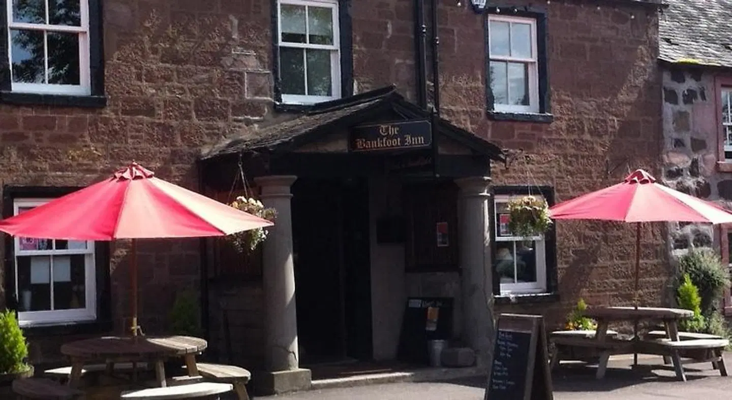 Bankfoot Inn EXTERIOR