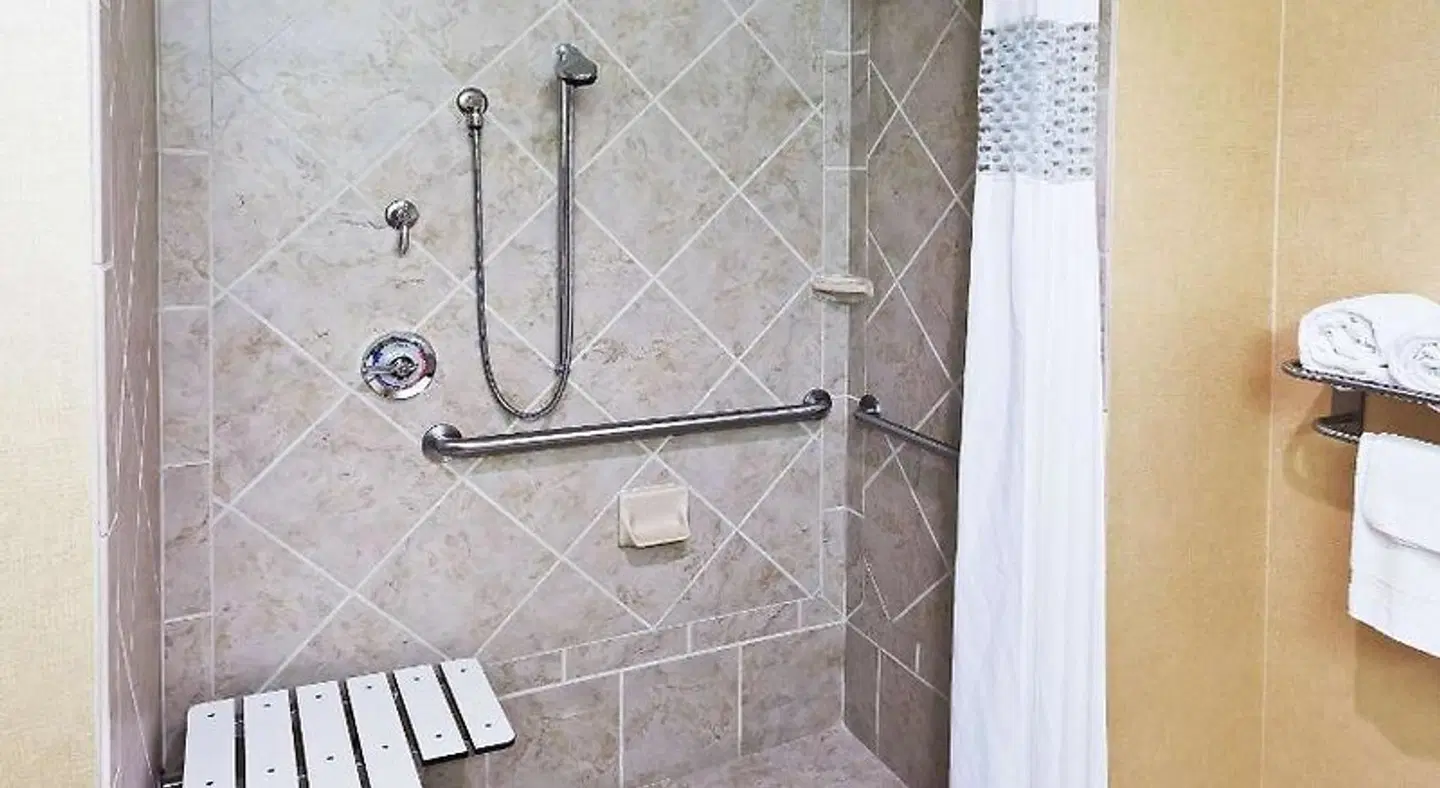 Hampton Inn & Suites Dumas Badezimmer