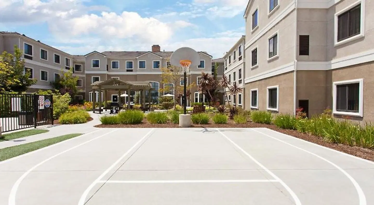 Staybridge Suites Irvine East / Lake Forest by IHG EXTERIOR