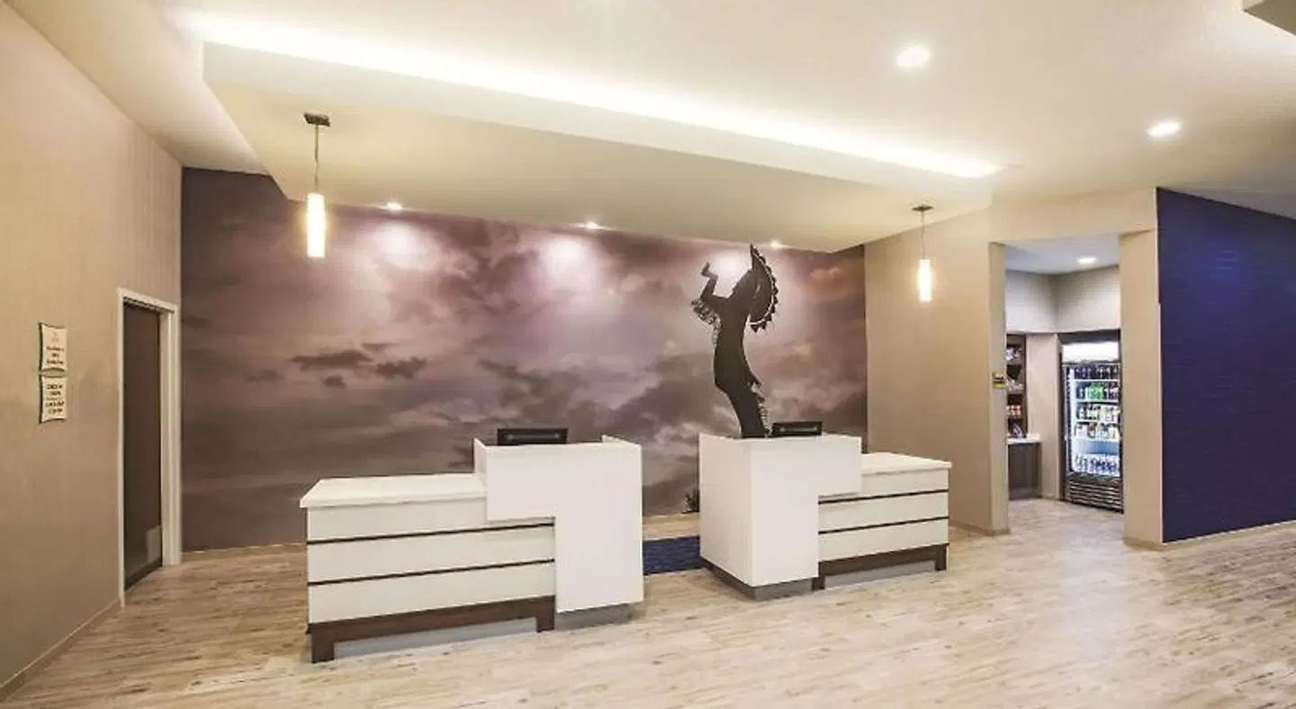 La Quinta Inn & Suites Wichita Northeast HEALTH_BEAUTY