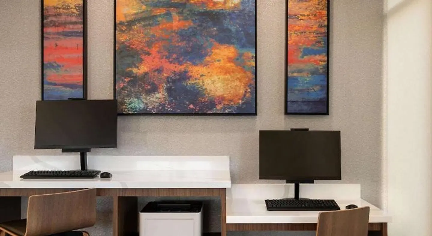 La Quinta Inn & Suites by Wyndham Springfield ROOM_EXAMPLE