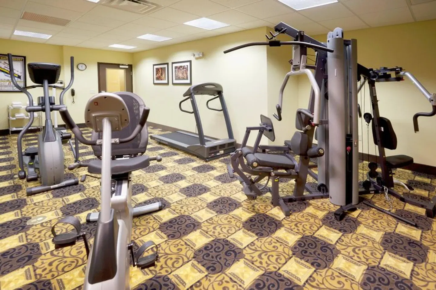 Holiday Inn Express & Suites Georgetown by IHG SPORTS_AND_LEISURE