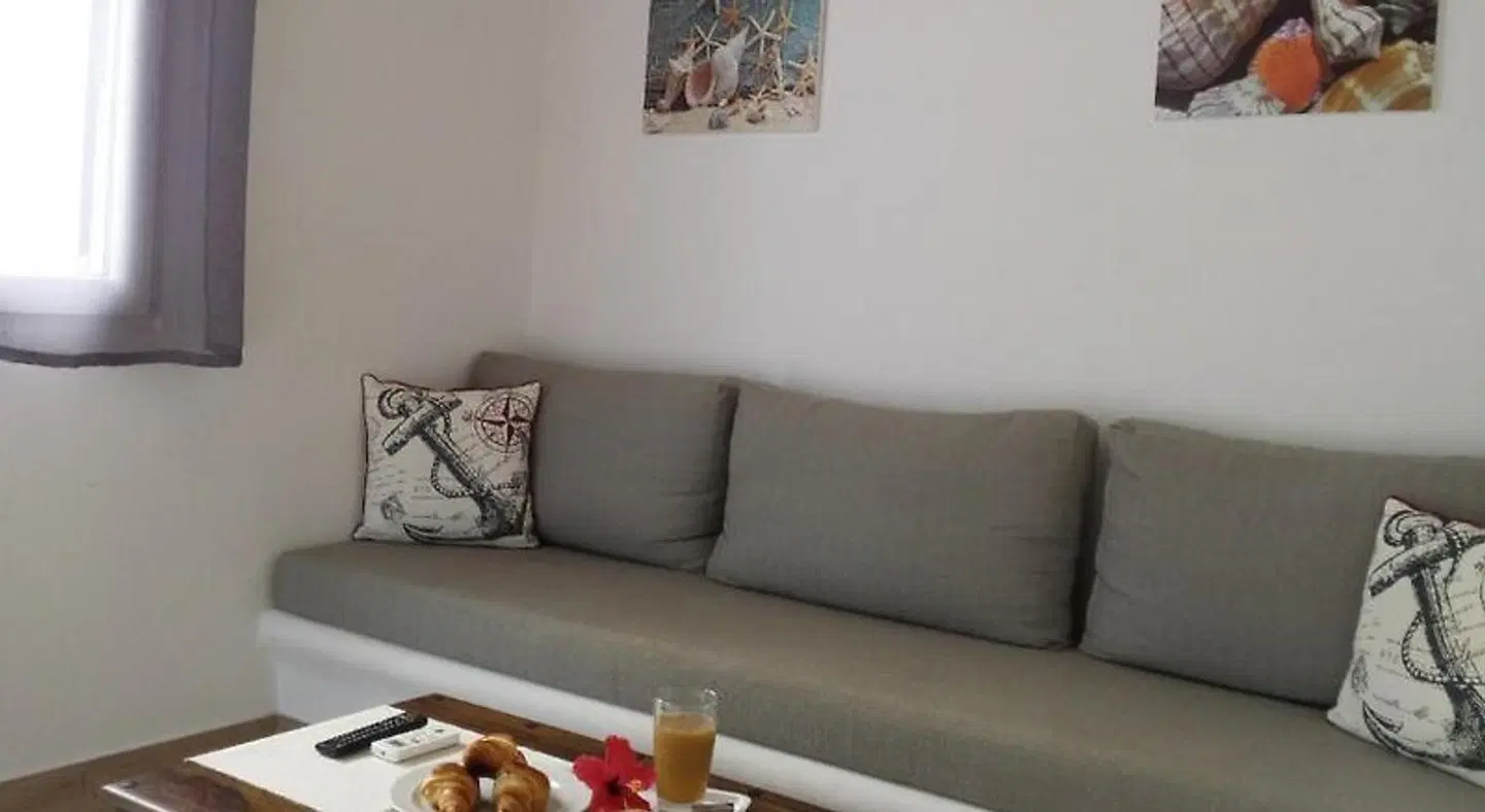 Chill Out Studio ROOM_EXAMPLE