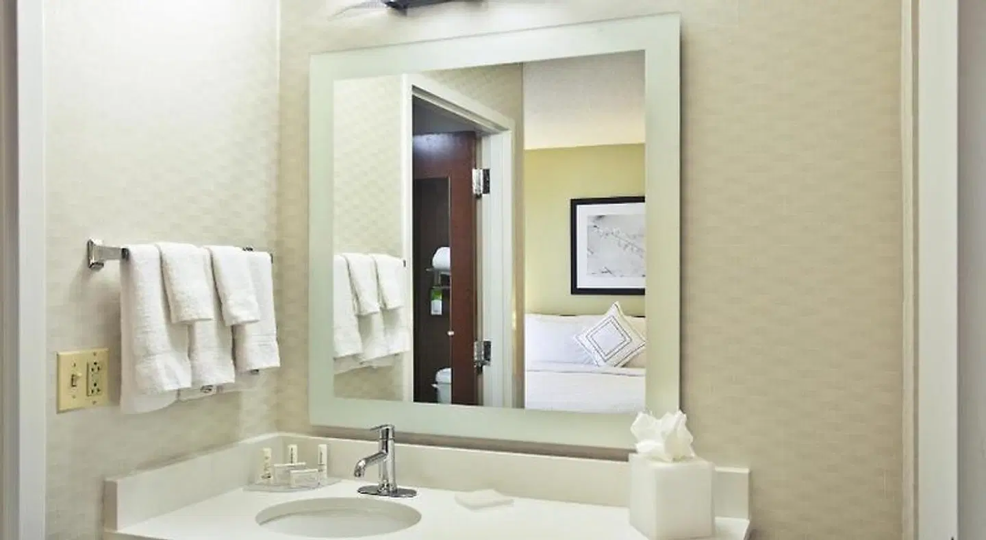SpringHill Suites by Marriott Wichita East at Plazzio Badezimmer