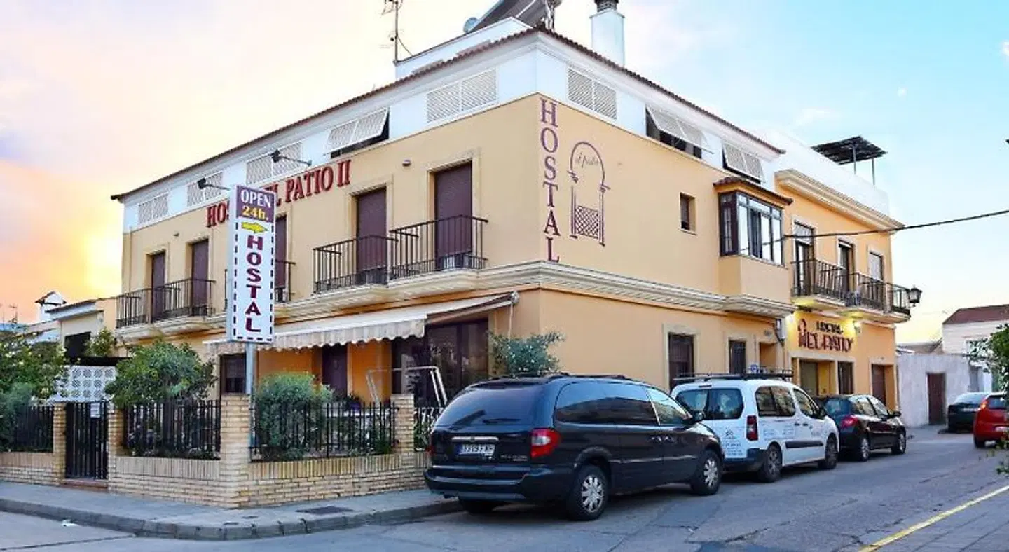 Hostal El Patio II EXTERIOR