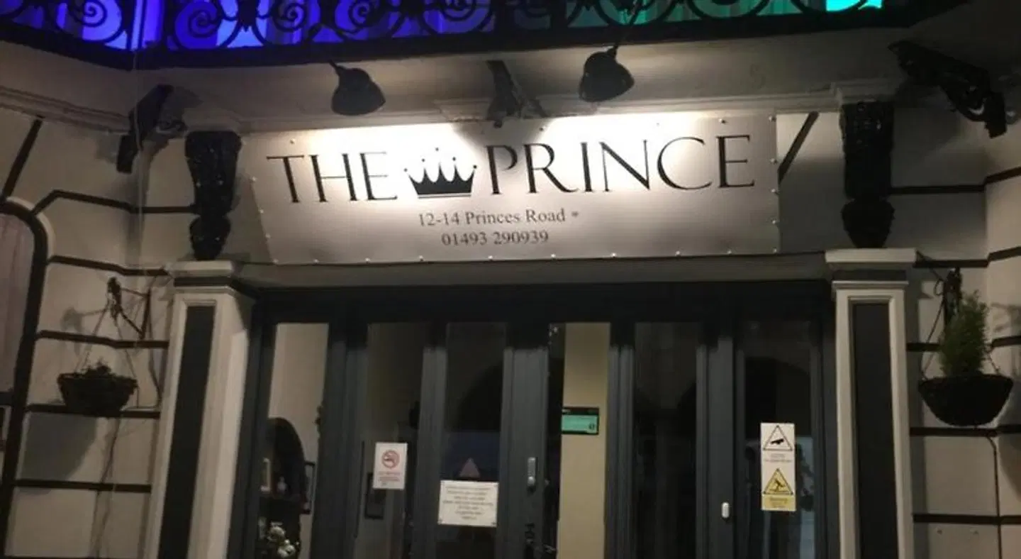 The Prince Guest House EXTERIOR
