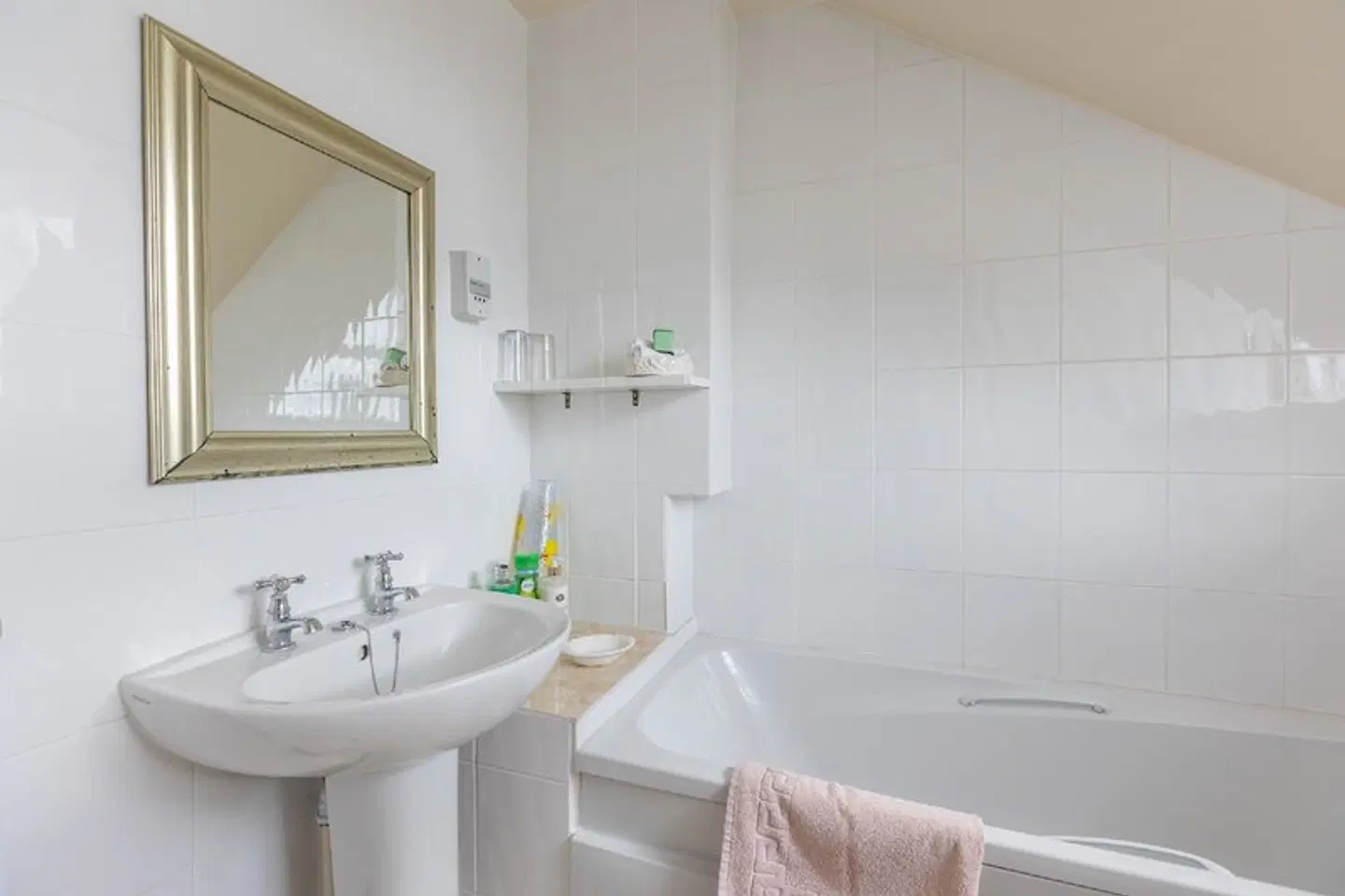 Crossways Rooms & Breakfast Badezimmer