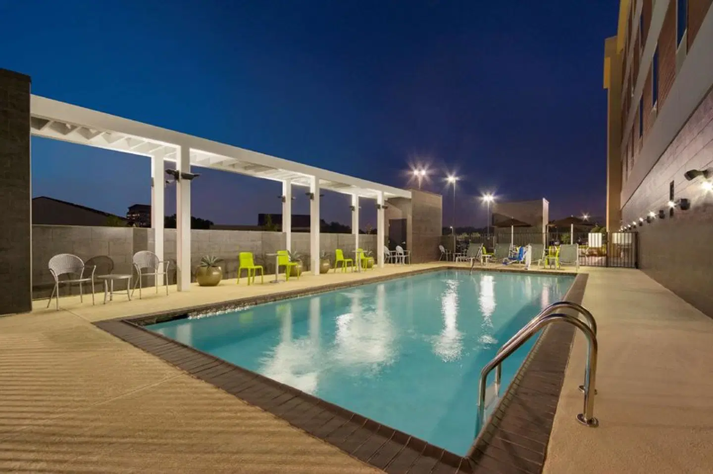 Home2 Suites by Hilton Houston Stafford OUTDOOR_POOL