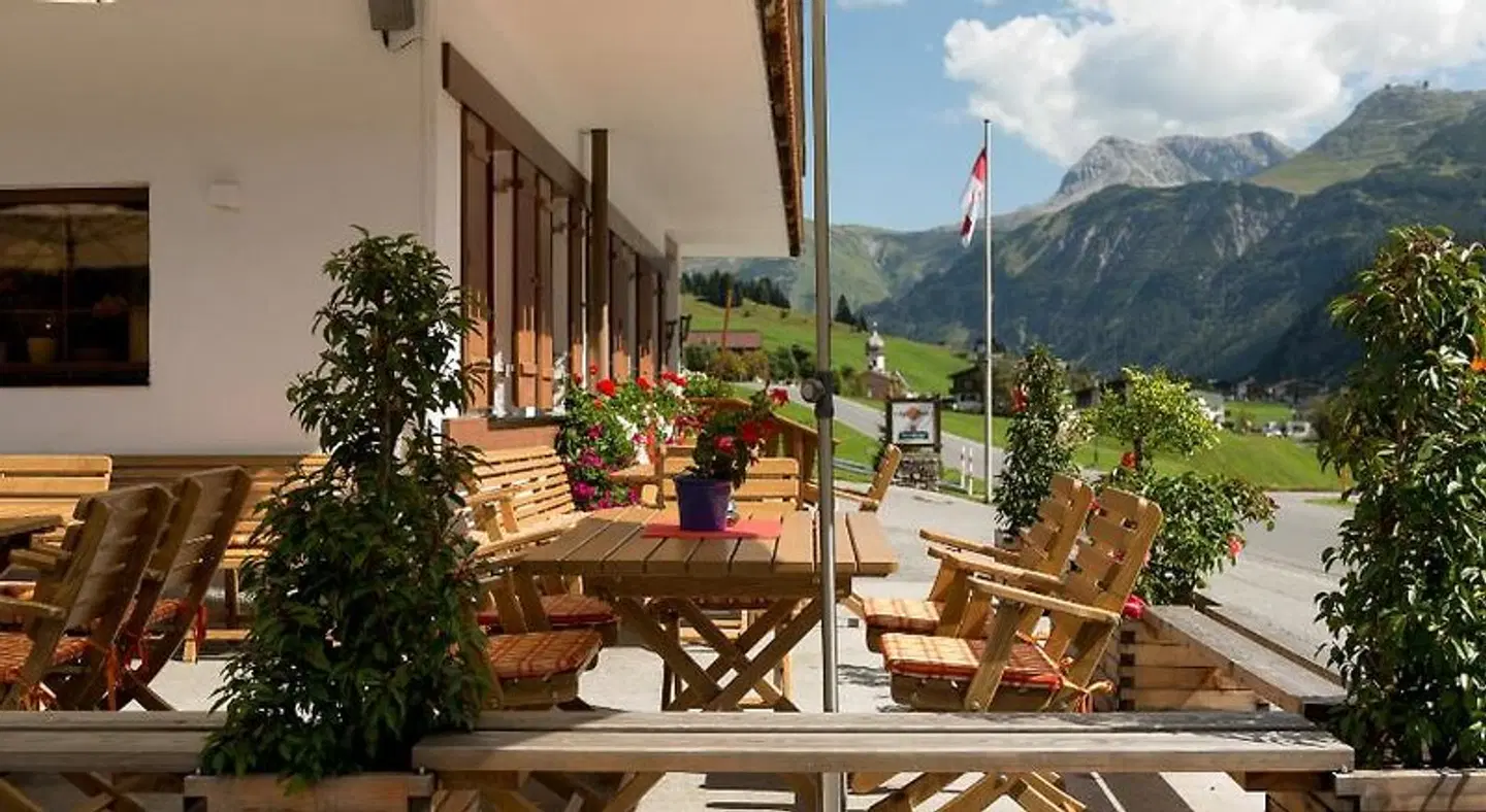 Gasthaus & Pension Alphorn Terrasse