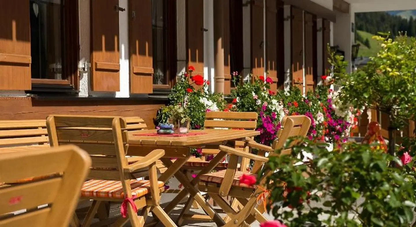 Gasthaus & Pension Alphorn Terrasse