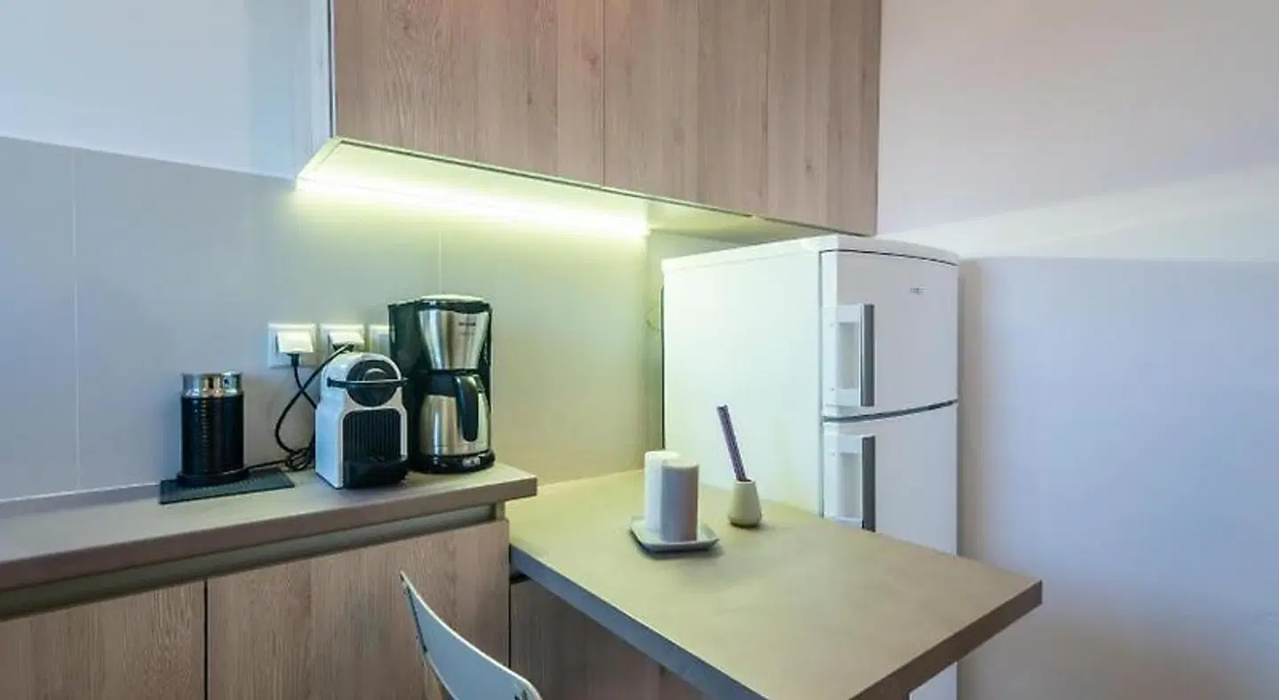 White Rock Milos Suites ROOM_EXAMPLE