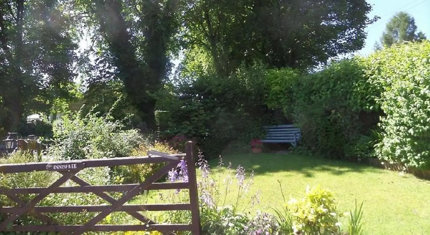 Innisfree Cottage Garten