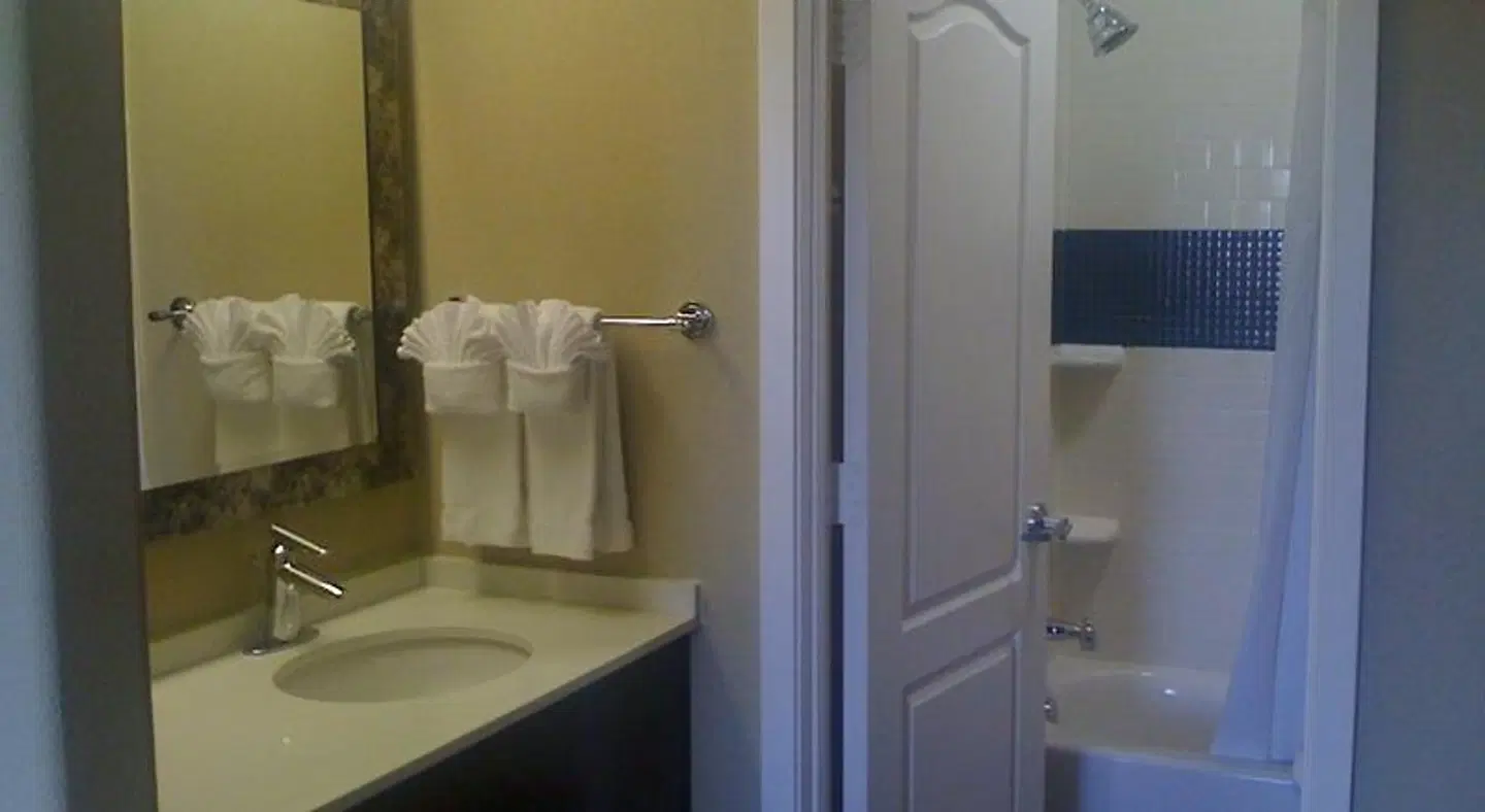 Staybridge Suites Houston Stafford - Sugar Land by IHG Badezimmer