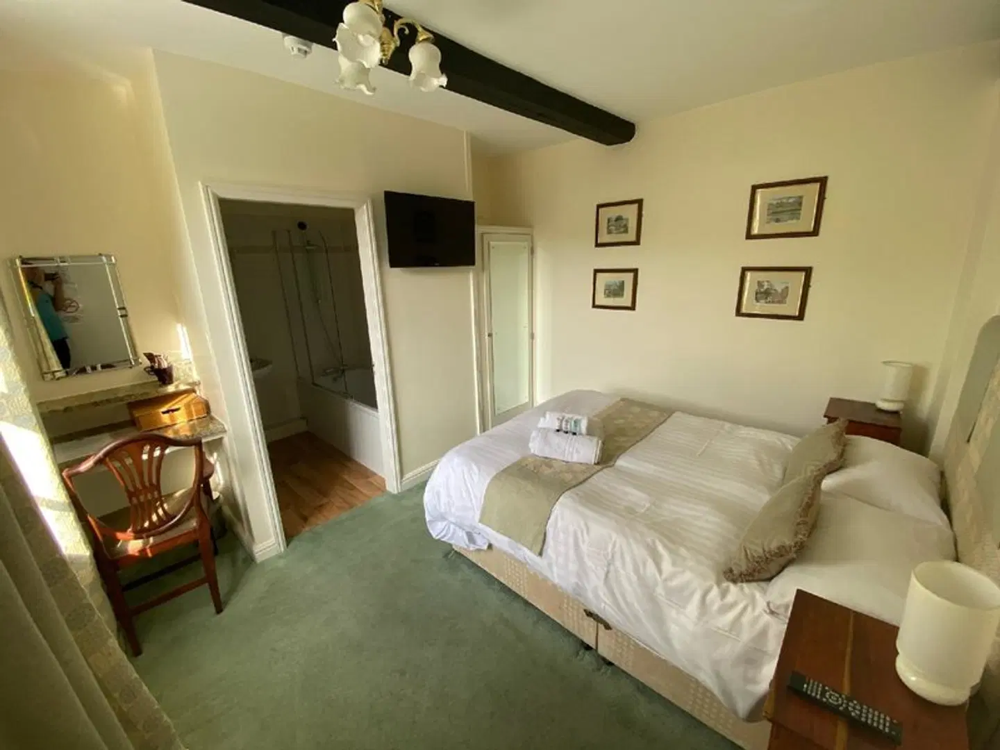 The Royal Oak ROOM_EXAMPLE